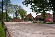 Reitplatz mit Beregnungsanlage